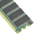 Pikkukuva 3 / 4: -muistitikut 2 kpl Työpöytämuistimoduuli Täydellinen yhteensopivuus Kaksisivuinen 16-siruinen DDR 1 Gt 226 MHz PC-2100