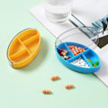 Miniatyrbild 3 av 5: Pillerdoseringsask för medicinpillerburk medicindosett pillernask vit vit