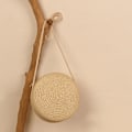 Miniatyrbild 1 av 10: Rund halmväska Dam vävd strandväska Handgjord stickad handväska beige