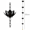 Pikkukuva 4 / 4: Sadeketju, Lotus-sadevesiketju ulkokouruihin, sadeketjukupit syöksytorvien korvaamiseen