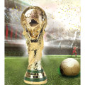 Miniatyrbillede 2 af 3: Champions League VM-modell rekvisita Resin Vigorous Trophy God Resin Craft Club Fan Souvenir (13cm),