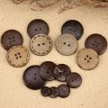 Miniatyrbilde 3 av 5: 90 små vintage knapper i kokosnøtt til klær, runde knapper til barn
