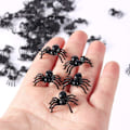 Miniatyrbilde 1 av 5: 100 stk 2,2 cm sorte plast edderkopp leketøy Halloween morsom spøk