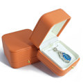 Miniatyrbillede 6 af 6: Fantastisk smykkeæske i stof 1 stk orange læder ring øreringe