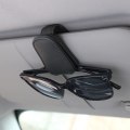 Pikkukuva 1 / 5: Auton aurinkolipan lasienpidike, auton magneettinen nahkainen lasiteline