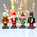 Miniatyrbilde 3 av 5: Julepynt i tre - Nøtteknekker-soldat