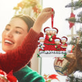 Miniatyrbild 3 av 4: Personlig namn julgransprydnad set, personlig familj Ch