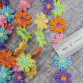 Miniatyrbilde 3 av 6: Fargerik tusenfryd blomst blonder trim bryllup strikking brodert