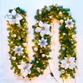 Miniatyrbilde 2 av 6: 8,8 fot julekrans av kunstig rotting med blomsterranker for innendørs og utendørs bruk