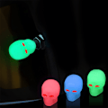 Miniatyrbillede 1 af 5: Nye 4 stk. Universal Fluorescerende Bil Dæk Ventil Hætter Lysende Dæk