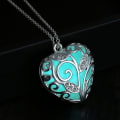 Pikkukuva 3 / 5: Luminous Luminous Locket -riipus kaulakoru naisille, jossa on taianomainen F