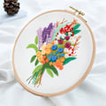 Miniatyrbillede 1 af 5: Kærlighed og honning, DIY håndtrykt broderikit