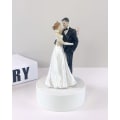 Miniatyrbillede 2 af 4: Brud og gom dukker bryllupsdag harpiks bryllupsdag
