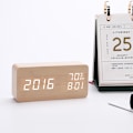 Miniatyrbillede 2 af 5: LED træ temperatur og fugtighed ur rektangulær digital træ