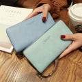 Miniatyrbillede 3 af 6: Lynlås Tegnebog til Kvinder Lysegrøn Håndledsrem Tegnebog til Kvinder Kvinders Lille Clutch Håndtaske Lang Slank Vegan Læder Tegnebog Pung til Kvinder - grøn