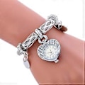 Miniatyrbillede 2 af 2: Sølv Mode Kvinder Kvarts Rustfrit Stål Mesh Bælte Armbåndsur - Et Chic Tilbehør til den Modedygtige Kvinde! GD