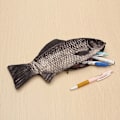 Miniatyrbillede 2 af 5: Blyantæske, Karpe Blyanttaske Realistisk Fisk Form Make Up Pung Pen Pe