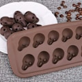 Miniatyrbillede 2 af 5: 2 stk. Halloween chokoladeforme, kranie silikone bageform, ikke