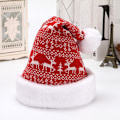 Miniatyrbild 5 av 5: 4 stycken jultomteluvor i fleece med snöflingor, vinterhattsdekoration för vuxna.