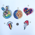 Miniatyrbillede 2 af 5: Appliqué-patch med sol, måne og stjerner - stryge-på