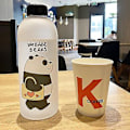 Pikkukuva 2 / 5: 1000ml Söpö Panda-Karhu Muovikuppi Läpinäkyvä Pakkasenpehmeä Piirretty Vesipullo (A6(1000ml))