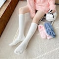 Miniatyrbillede 2 af 2: Dames Knæhøje Fuzzy Sokker Lange Enkle Strømper Fluffy Cozy Slipper Korals Fleece Gave Sokker Jul (Hvid)