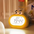 Miniatyrbild 3 av 5: Gul väckarklocka för barn, tecknad söt intelligent batteridriven