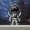 Miniatyrbillede 2 af 4: 3D astronaut rumvæsen nøglering legering gave nøglering holder gadget sølv