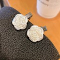 Miniatyrbillede 5 af 5: (10 stk Hvid) Bryllupshårklip, Hvide Roseblomster Hårtilbehør