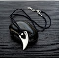 Miniatyrbillede 2 af 4: 2 stk. Mænds rustfrit stål Alpha Spear Tribal Wolf Fang Pendant Halskæde