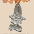 Miniatyrbild 4 av 5: Dockkläder för 17 cm Plyschdocka Dockkläder Hoodie Sweatshirt och Byxor Mjuka Stilfulla Kläder för Gosedjur Söta (ljusgrå)
