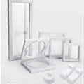 Miniatyrbillede 2 af 5: Smykkeskrin, transparent, flydende ramme, filmdisplay, hvid, 9 x 9 x 2 cm