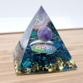 Miniatyrbillede 2 af 5: Blå grus-harpiks personlige sten pyramide ornamenter håndværk, 1 stk