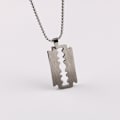 Pikkukuva 2 / 4: Kaulakoru - Terä | Terät - Silver Edition | Unisex S