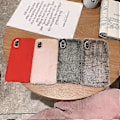 Miniatyrbild 3 av 3: Skal för iPhone 11 - Fodral / Mobilskal Fluffig Päls - röd