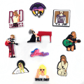 Miniatyrbillede 2 af 5: 10 Taylor Swift Crocs-sko dekorationer
