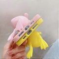 Miniatyrbilde 4 av 4: SZTXJ 1 Pakke for iPhone 13 Pro Max Tredimensjonal Kreativ Dekompresjon Mobiltelefon Deksel 3D Morsom Søt Myk Silikon Klemme Liten Gul And S