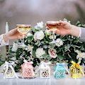 Miniatyrbillede 4 af 5: 50 stk Laser Skårne Gaveæsker, Bryllupsgaver Slikæsker Med Bånd, Hullet Kærlighedsdesign Slikæske Gaveæske Til Brudebruser Dåb Babyshower