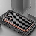 Pikkukuva 4 / 5: AZNS iPhone 14 Pro Max -kotelo, galvanointi, hiilikuitukuvio, PU+TPU-puhelinkuori (tyyli D)