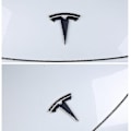 Pikkukuva 5 / 5: Tesla Model Y 3x Mattamusta T-Logon Huppu, Ohjauspyörä ja Takaluukku - WELLNGS