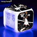 Miniatyrbilde 2 av 5: Basketball Vekkerklokke 7-fargers endring Multifunksjon Noctilucence Elektronisk klokke Barnerom Vekkerklokke Bursdagsgave for barn Tw-WELLNGS MULTI