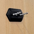 Miniatyrbilde 4 av 5: 3 pakker  veggmontert skateboardholder skateboardoppheng kompatibel skateboarddekkdisplay og oppbevaring-WELLNGS