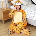 Miniatyrbilde 1 av 5: Enhjørning Katt Body, Voksen Dyr Stitch Totoro Body, Kvinner Menn Par Vinter Pyjamas Sett, Hjemmekler - WELLNGS Jumping tiger M (height 158-168cm)