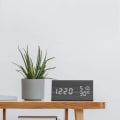 Miniatyrbild 6 av 8: Digital väckarklocka, bordklocka med natt LED datum röststyrning klocka trä