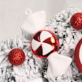 Miniatyrbillede 3 af 4: Julekrans, adventskrans, dørkrans, vægkrans til ophængning med rød