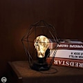 Miniatyrbilde 5 av 7: Metallbordlampe, SUAVER Diamantformet nattbordslampe