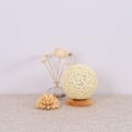 Miniatyrbillede 6 af 7: Romantisk bordlampe i massivt træ, sengelampe, rattan kugle, rund lampeskærm
