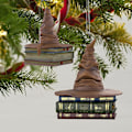 Miniatyrbillede 4 af 5: 1 stk. Harry Potter Sorteringshat Ornament med Lyd og Bevægelse,