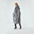 Miniatyrbillede 3 af 5: Tyk, doven tæppe til mænd og kvinder, hættepyjamas, varmt tøj, plysset tv-tæppe, løst light grey size: one size