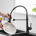 Miniatyrbilde 3 av 6: Svart kjøkkenkran Kjøkkenkran med dusj 360° uttrekkbar blandebatteri Enkeltgreps blandebatteri for vask